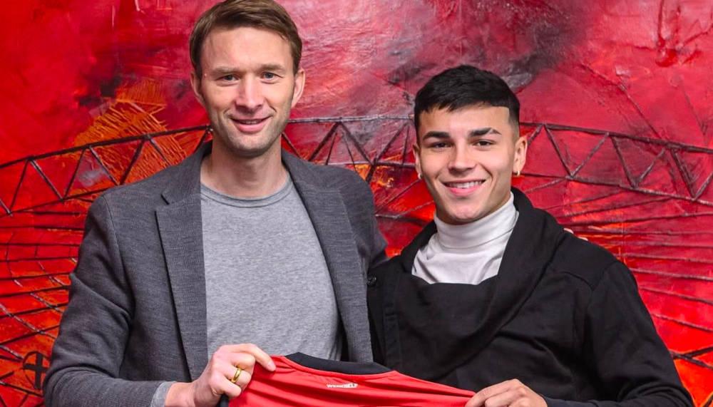 Stürmer da: Bayer Leverkusen bestätigt 1. Transfer 2025