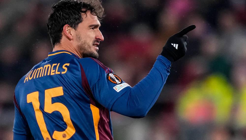 Mats Hummels entscheidet erst Anfang Mai über seine Zukunft