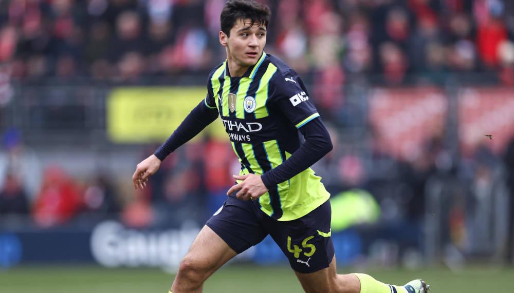 Pep Guardiola adelt Akanji-Ersatz Khusanov