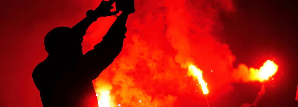 Fans Pyros