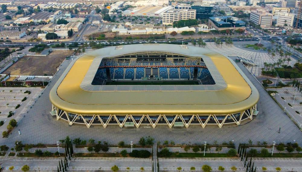 Von der Taktiktafel zum Datenlabor: Wie moderne Technologie den Fussball verändert