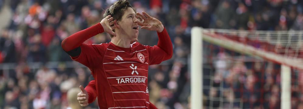 Cedric Itten 997 imago