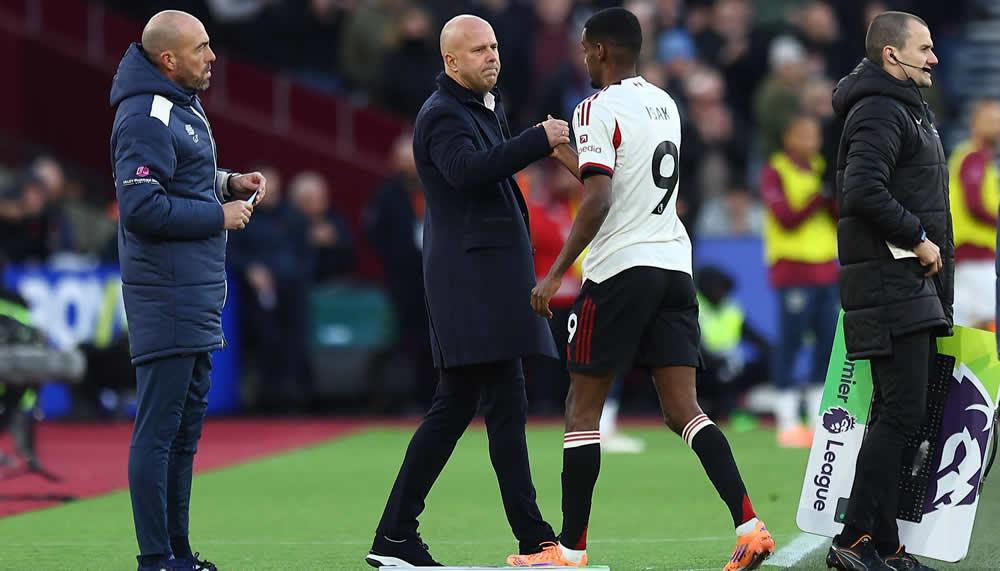 Arne Slot Alexander Isak 1000 imago