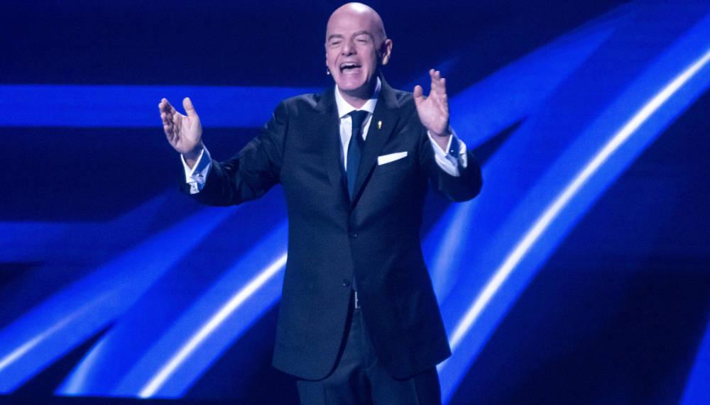 FIFA führt an jedem WM-Spiel Trinkpausen ein – für Werbung