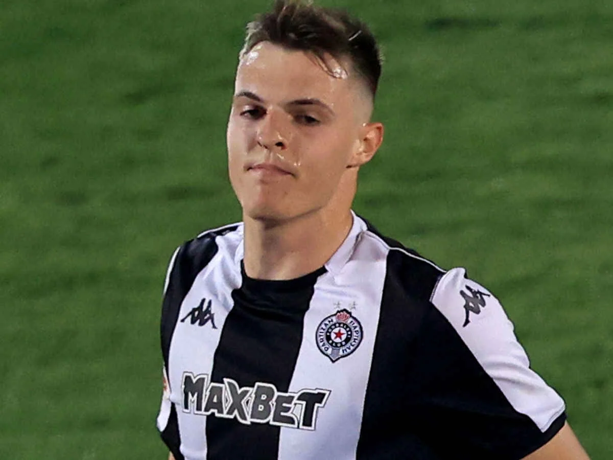 Milan gibt Angebot für Partizan-Supertalent Stürmer Andrej Kostic ab