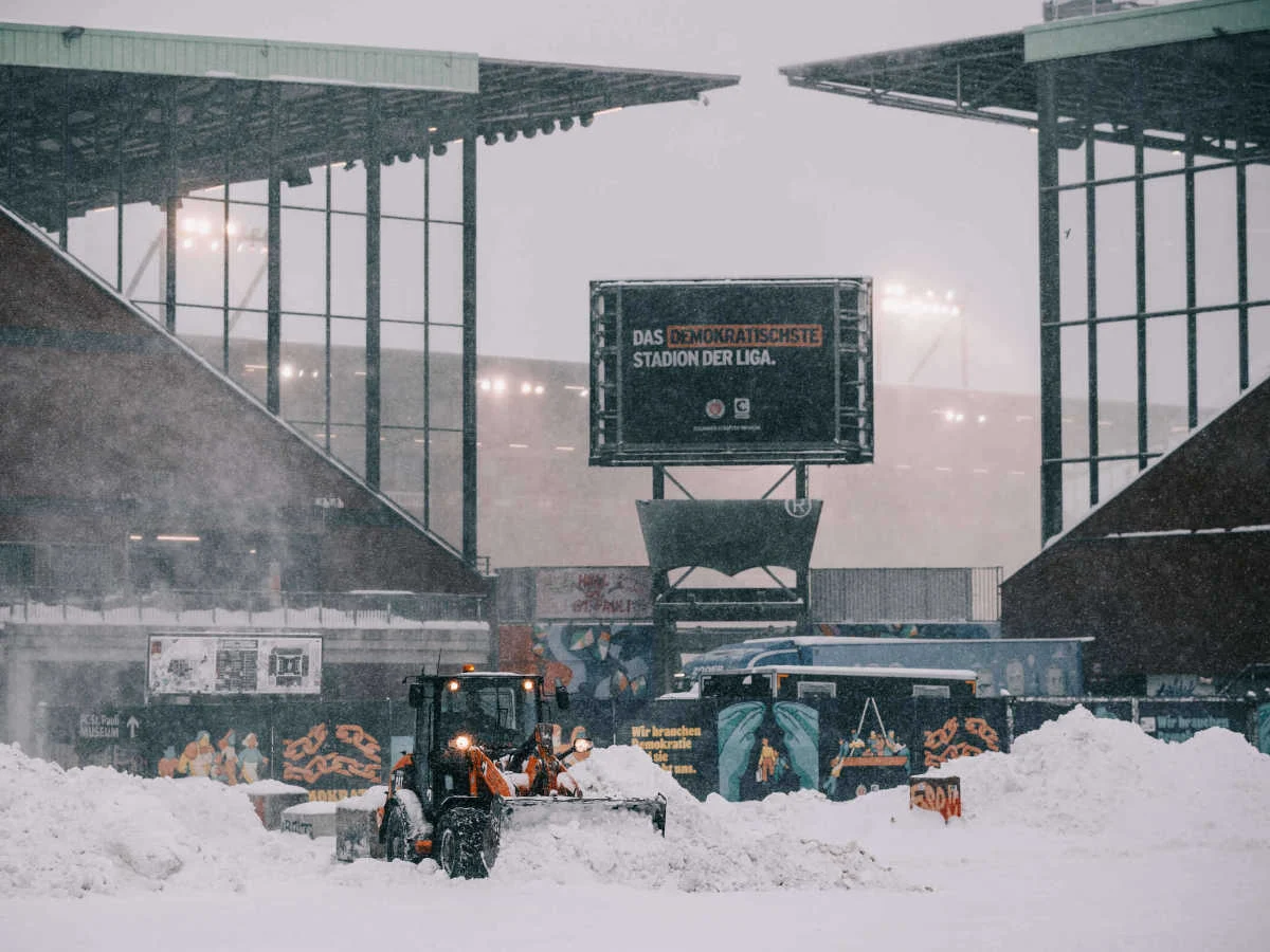 Bundesliga-Partie wegen Schlechtwetter abgesagt