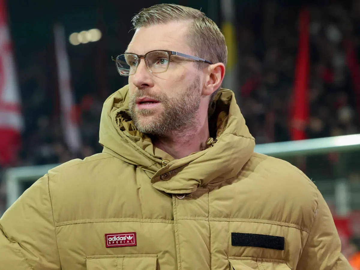 Per Mertesacker verlässt Arsenal auf eigenen Wunsch hin