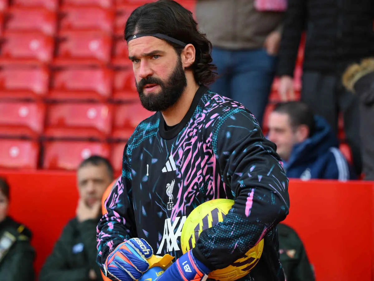 Juve ist hinter Liverpool-Keeper Alisson Becker her