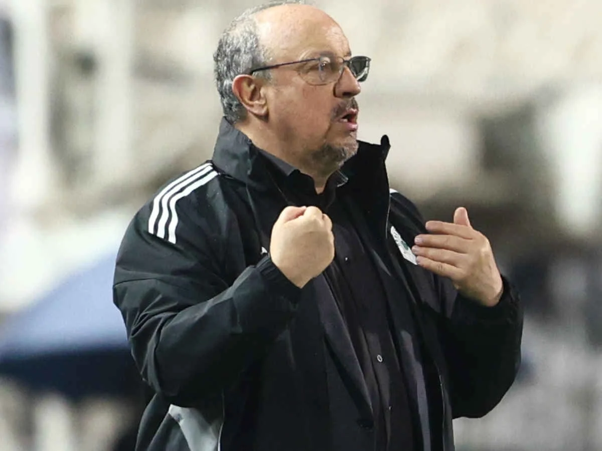 Rafael Benitez droht nach Rekordvertrag in Griechenland bereits die Entlassung