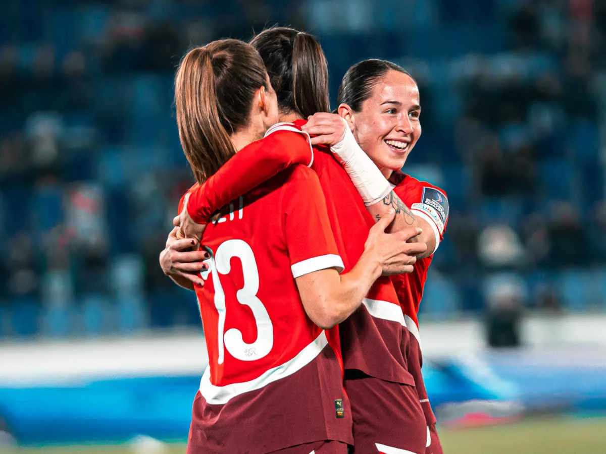 Die Frauen-Nati trainiert beim Letzigrund öffentlich