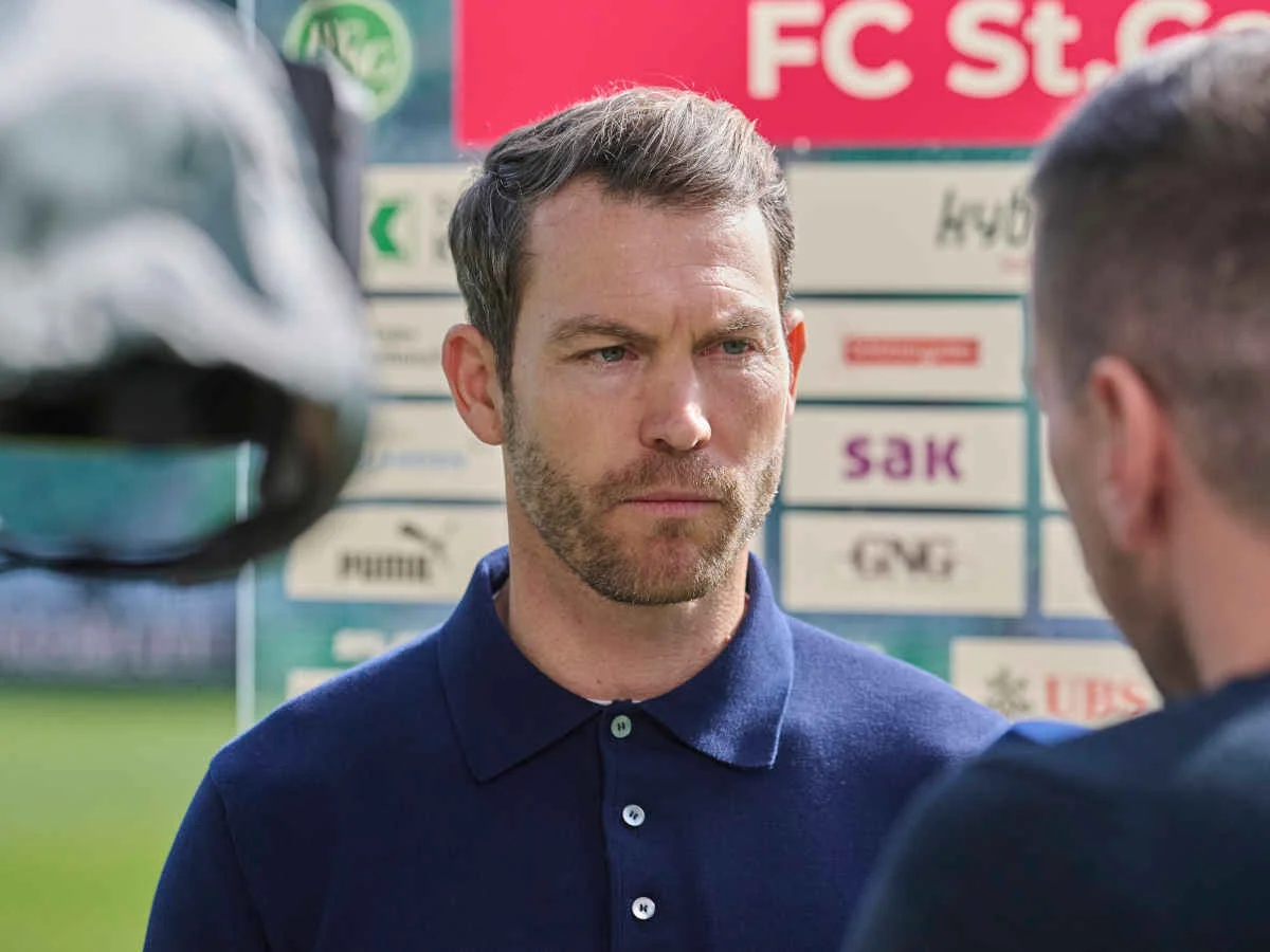 Eine Frage auf der PK bringt Stephan Lichtsteiner in Rage