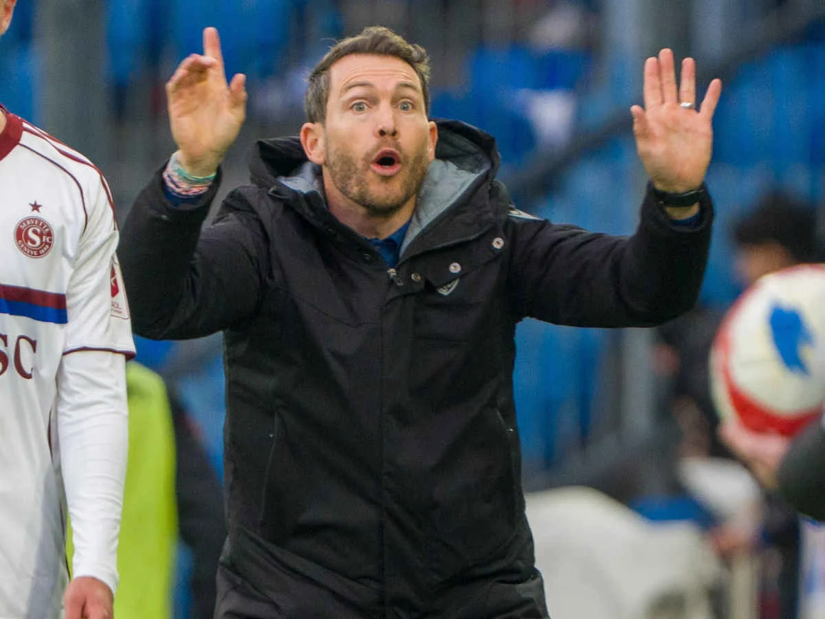 FCB-Boss David Degen verspricht Trainer Lichtsteiner etwas