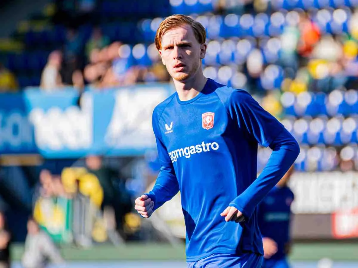 Ajax zeigt anhaltendes Interesse an Mats Rots