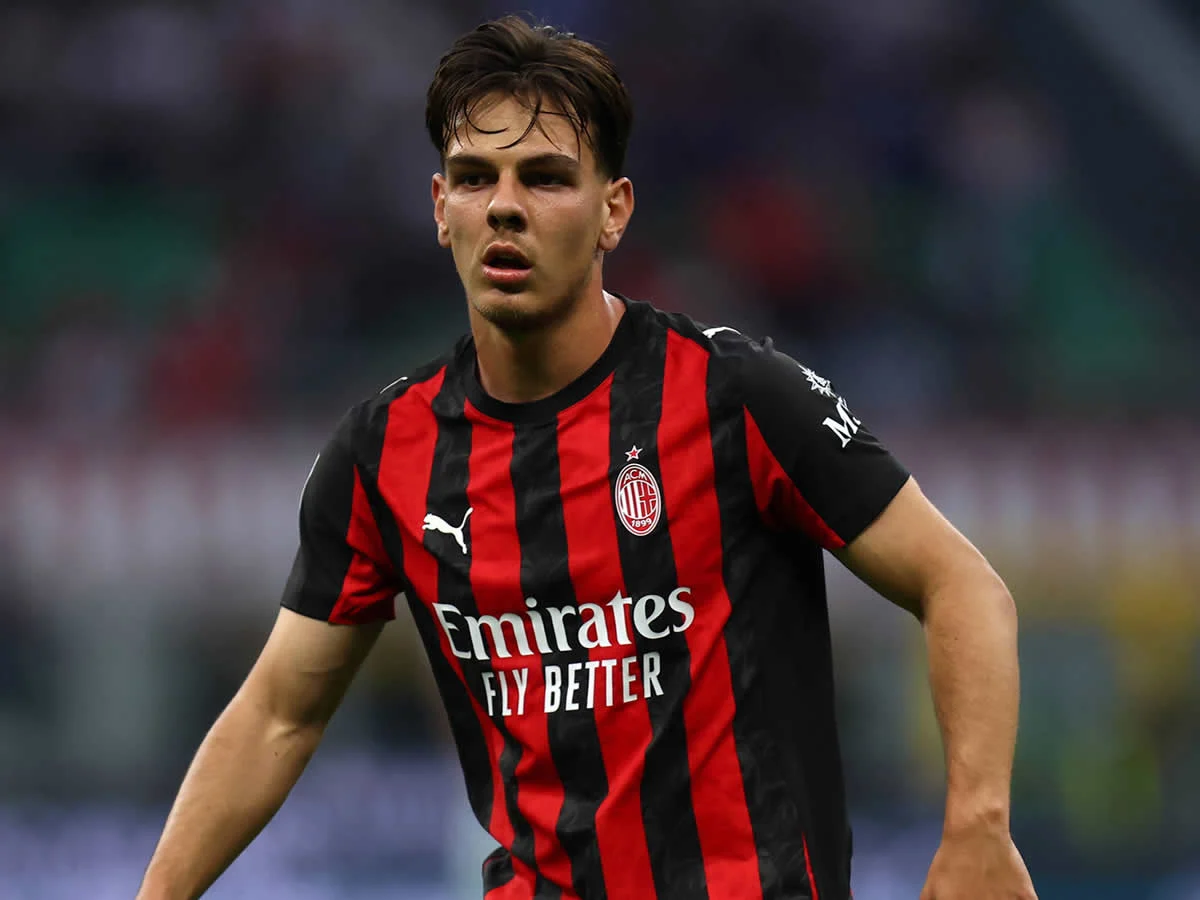 Kaum da, schon wieder weg? Milan-Wirbel um Ardon Jashari