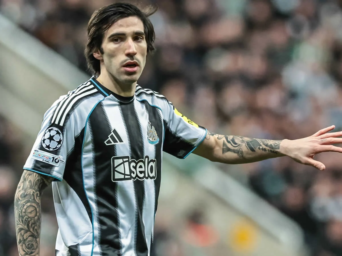 Berater heizt Wechselgerüchte um Sandro Tonali an