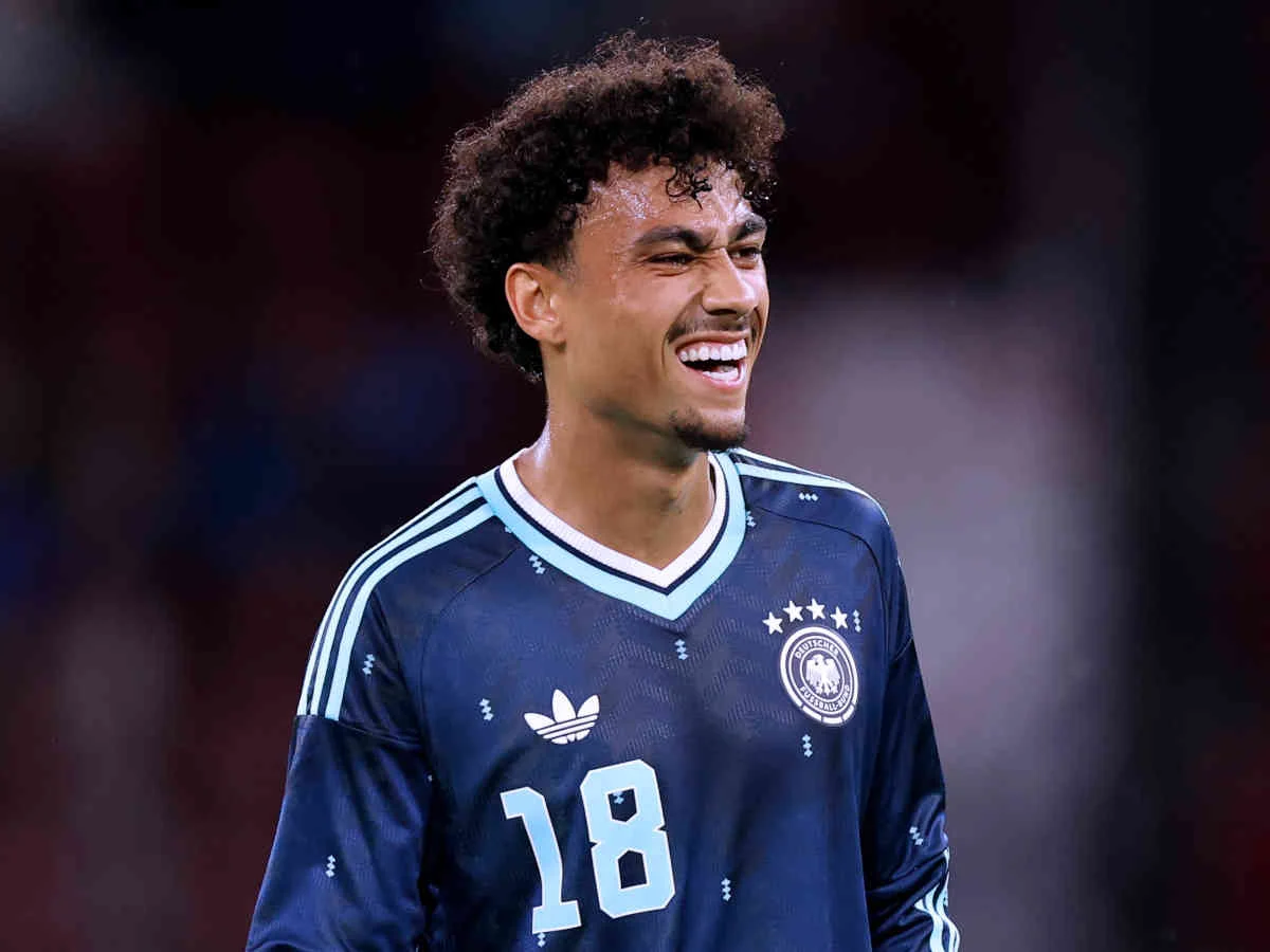 Der FC Bayern hat sich mit Nationalspieler Nathaniel Brown geeinigt