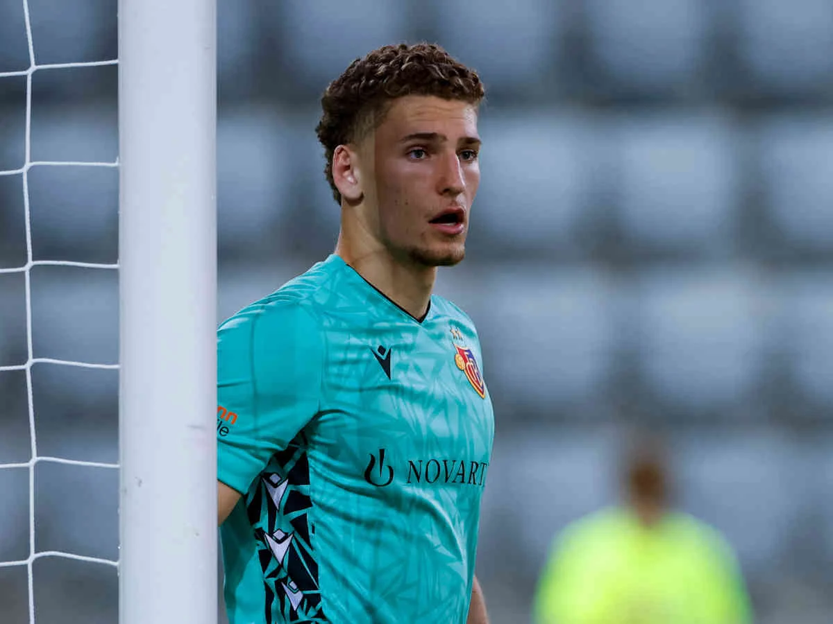 FCB-Goalie Hoch fällt nach Meniskusoperation monatelang aus