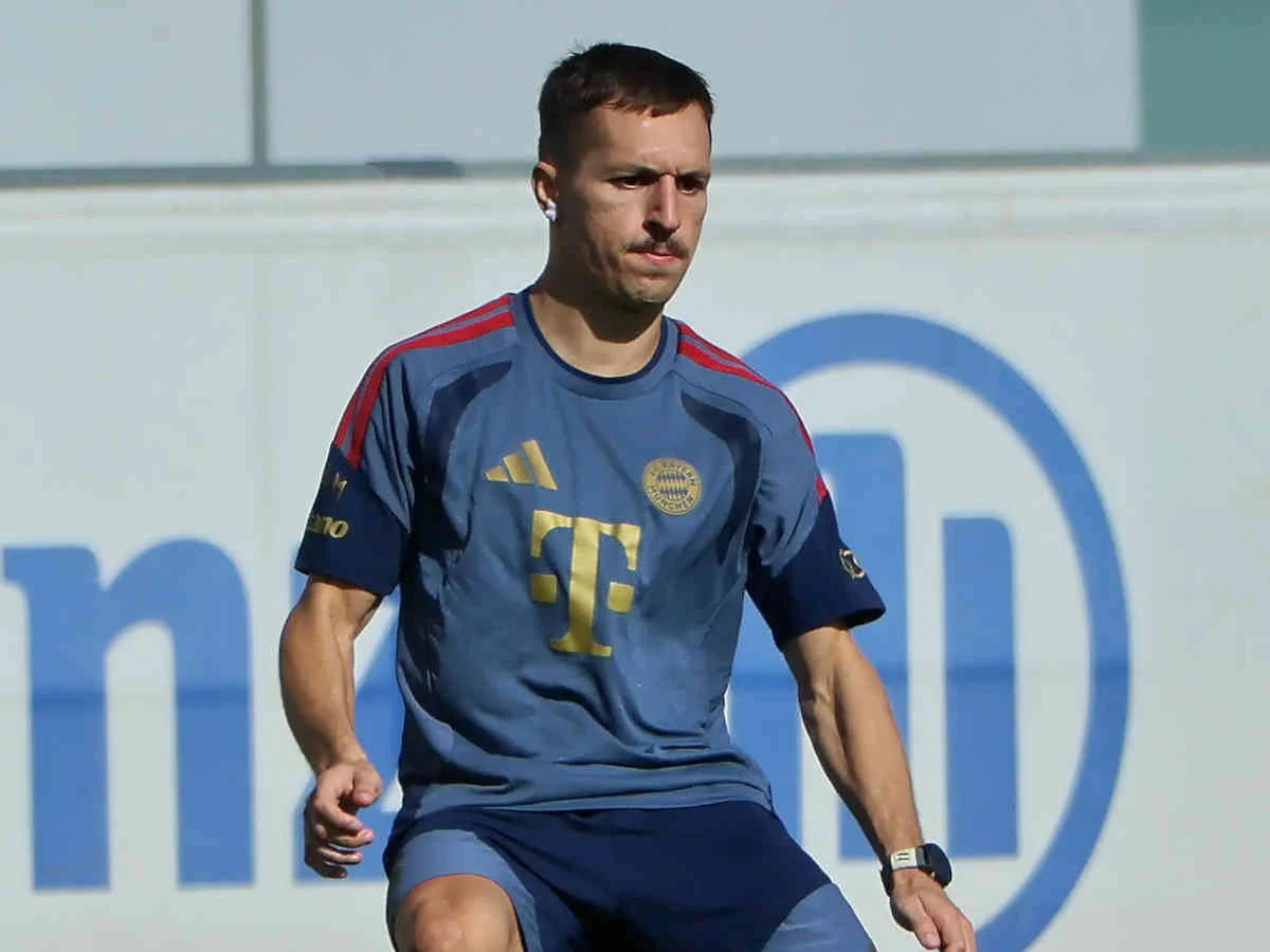 Der FC Bayern könnte doch noch auf Bryan Zaragoza sitzen bleiben