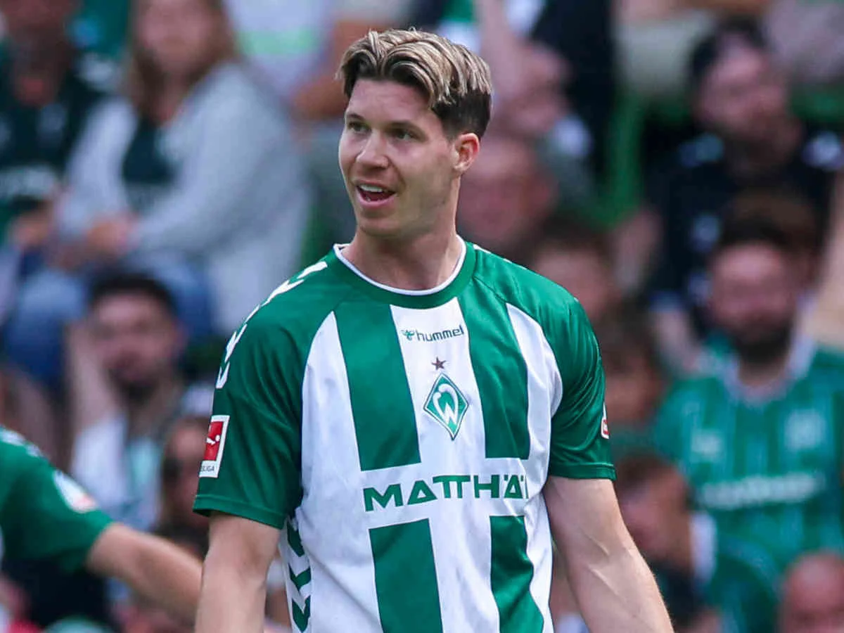 Für Nati-Stürmer Cedric Itten wird es im Werder-Sturm eng