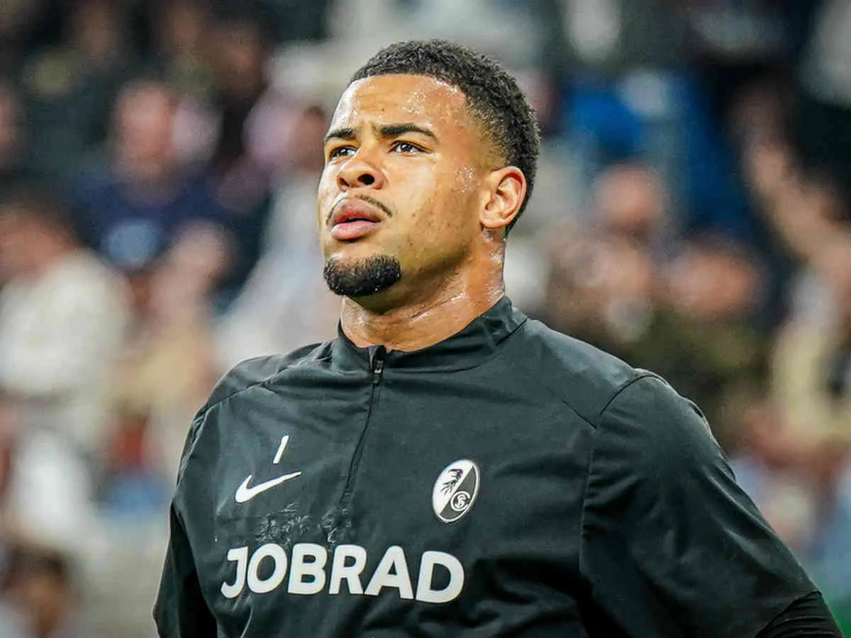 Noah Atubolu zum Medizincheck beim neuen Klub