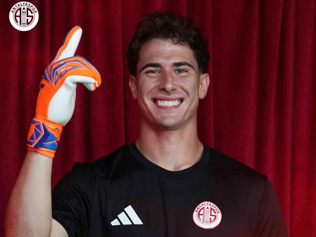 Super League-Goalie Fotios Pseftis hat in der Türkei unterschrieben