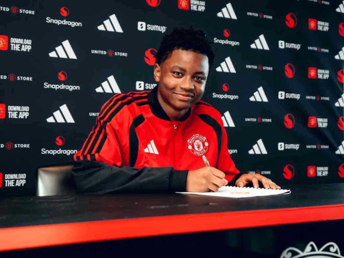 ManUtd wirbt ausgerechnet vom Erzrivalen Liverpool ein 16-jähriges Supertalent ab