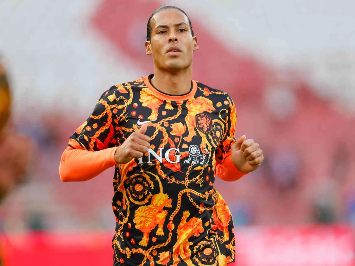Vier Klubs bewerben sich um ablösefreien Wechsel von Virgil van Dijk